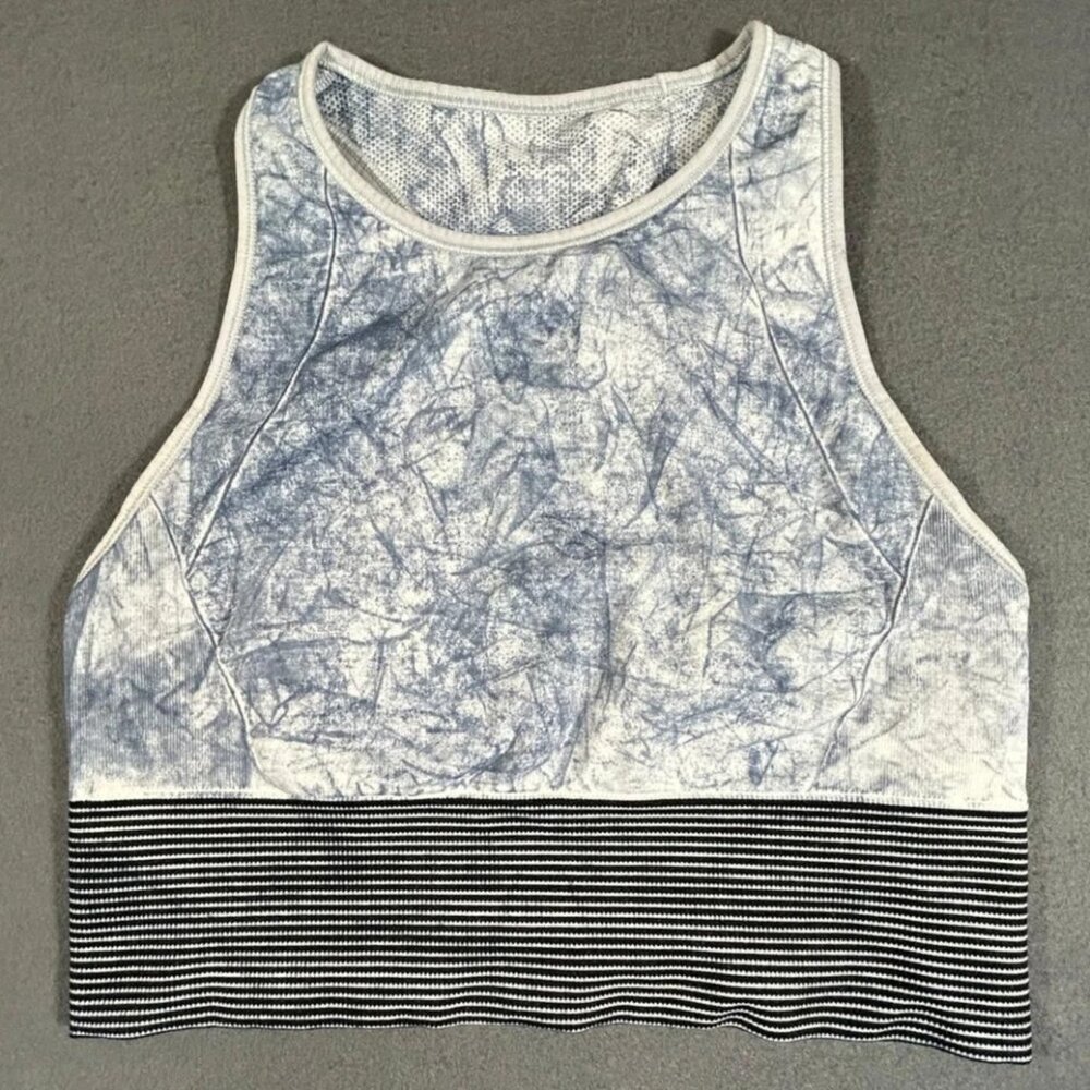 Lululemon Top Women's Size 8 Train Sports Bra Blue White Tie Dye Racerback